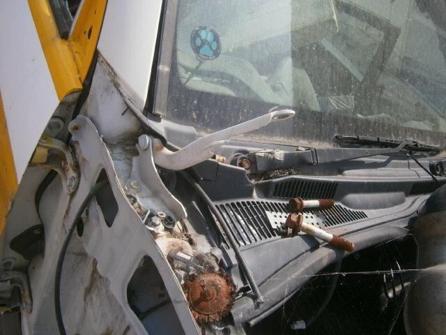 Решетка под лобовое стекло Тойота Хайлюкс Сурф в Стерлитамаке 29486